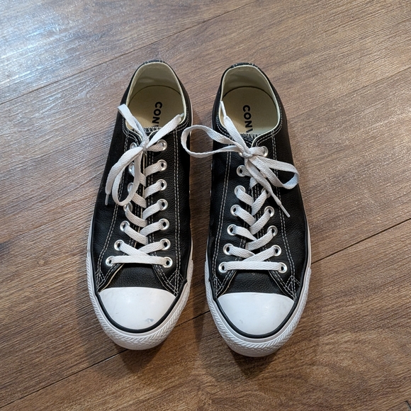 Classic Leather Black and White Men's Sneakers Converse All Star Chucks - Picture 2 of 4